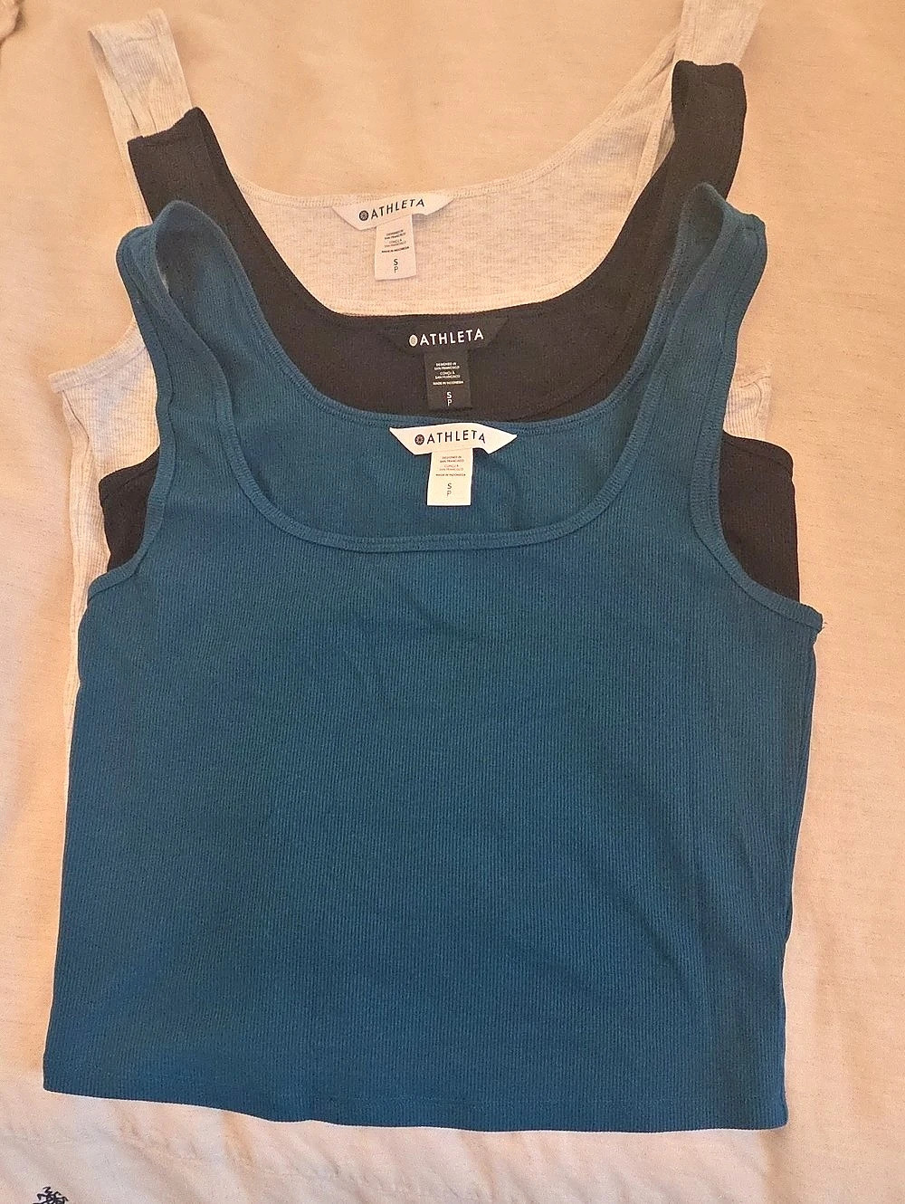 Athleta Signature Rib Square Neck Crop Tank 3 Pack Size Small